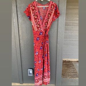 Women’s wrap dress